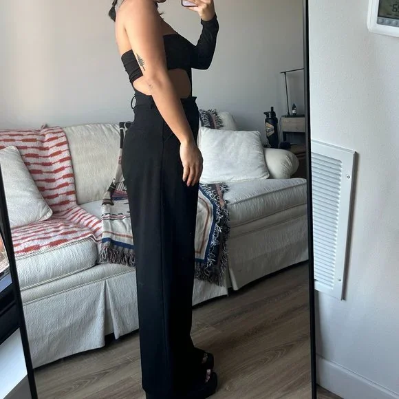 Nasty Gal Going Out Top - Picture 2 of 7